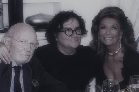 Armando Trovajoli con Sophia Loren e Renato Zero_Archivio Mariapaola Trovajoli Armando Trovajoli con Sophia Loren e Renato Zero_Archivio Mariapaola Trovajoli