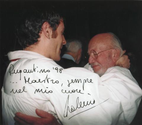 Armando Trovajoli con Valerio Mastandrea_Archivio Mariapaola Trovajoli Armando Trovajoli con Valerio Mastandrea_Archivio Mariapaola Trovajoli